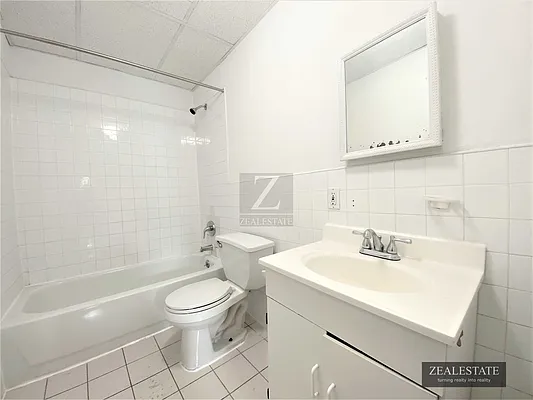 Rented by ZealEstate Group Inc | media 14