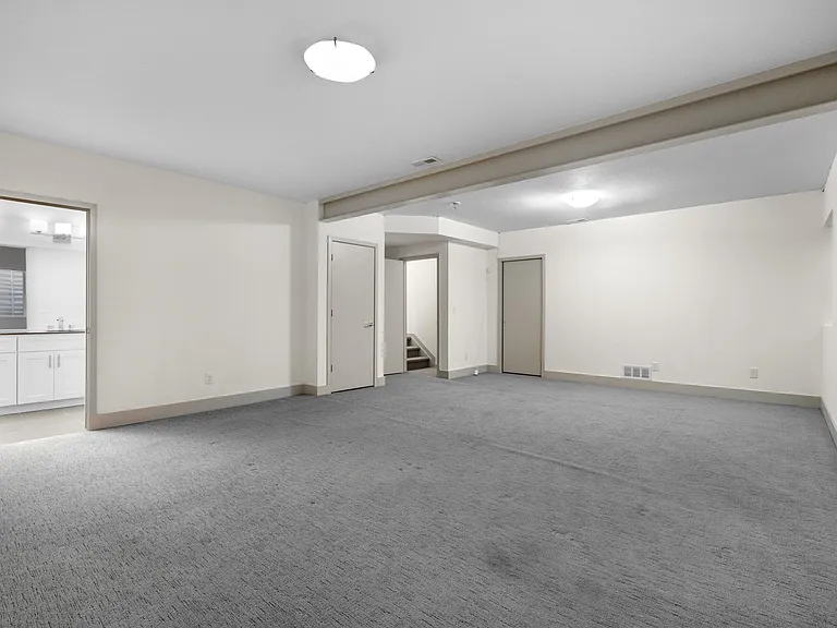 4015 Fenton Ct — Photo 29