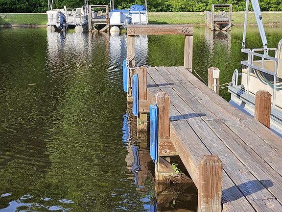 4th image of N/a Woodlake Boat Slip #85