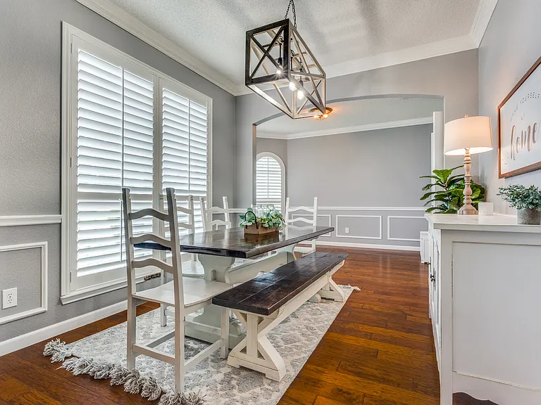 405 Parkshire Dr — Photo 10