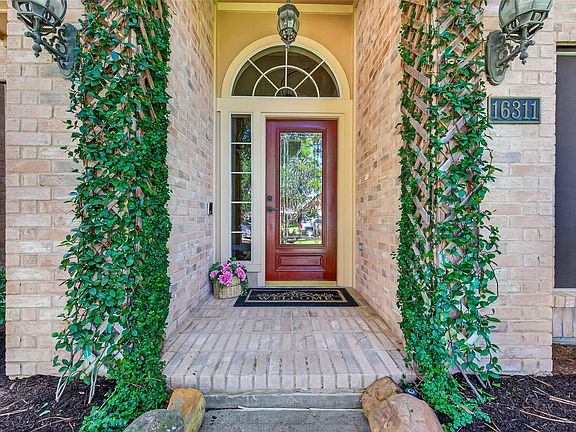 4th image of 16311 Drystone Ln