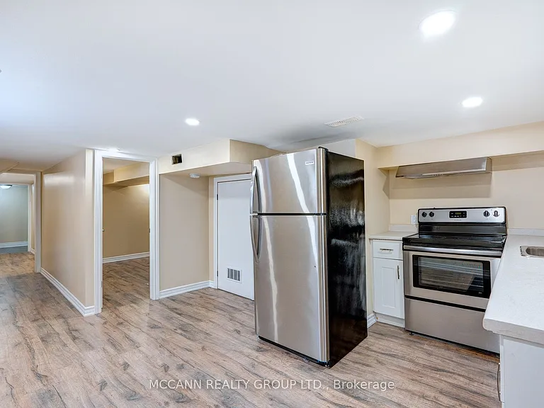 301 Robina Ave #BSMNT — Photo 3