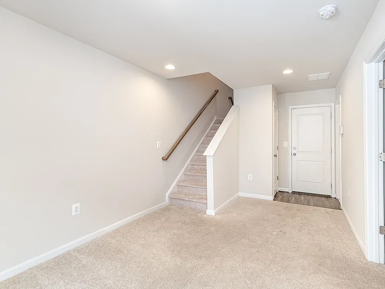 3916 Applegate Ct — Photo 26