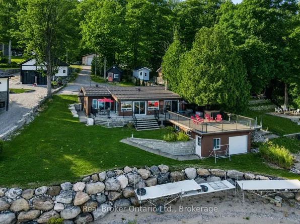 417 Pheasant Ln, Midland, ON L4R 5H3
