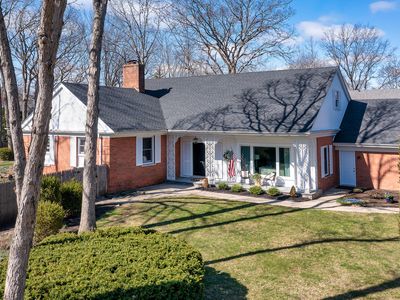 805 Longwood Dr, Lake Forest, IL, 60045