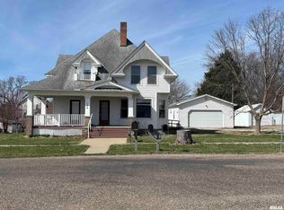 108 S Franklin St, Clayton, IL 62324