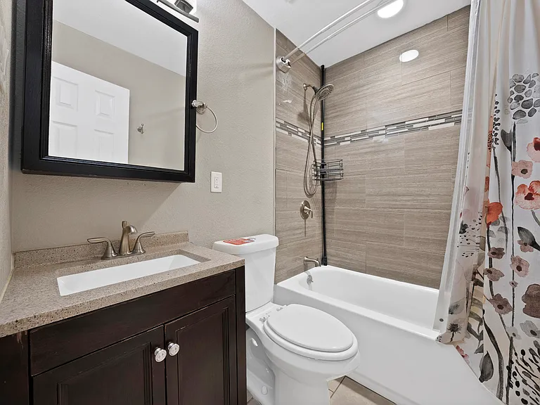 1103 Wildwood Dr — Photo 11