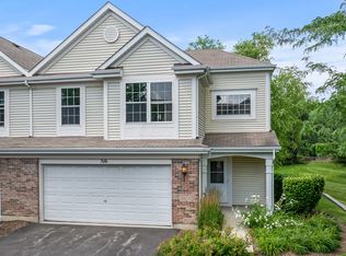 516 Lancaster Dr, Hampshire, IL 60140