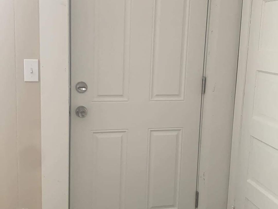 1st image of 37 Duerstein St #2