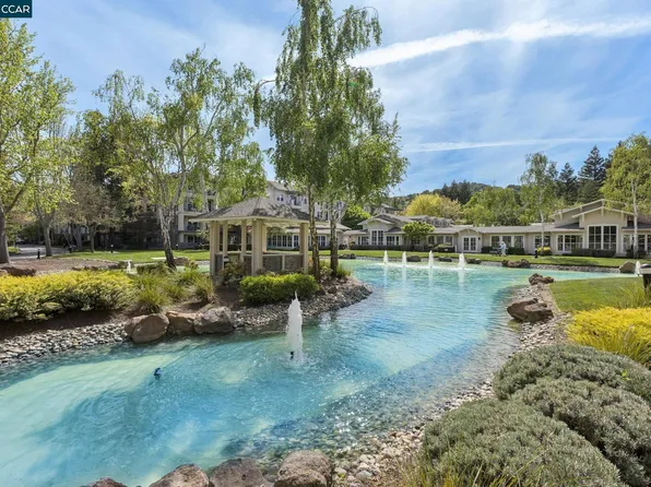 1840 Tice Creek Dr APT 2217, Walnut Creek, CA 94595