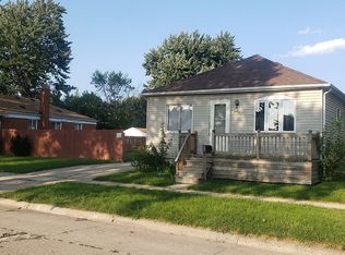 24900 Saxony Ave, Eastpointe, MI 48021