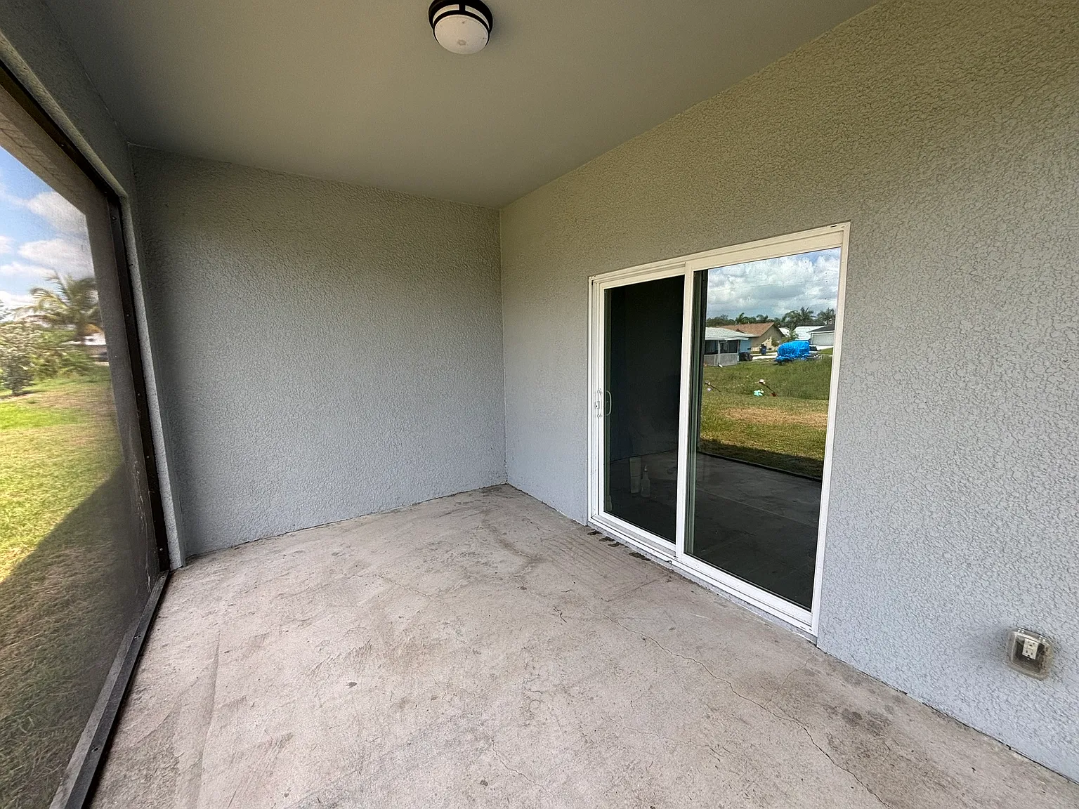 5025 Leonard Blvd S — Photo 3
