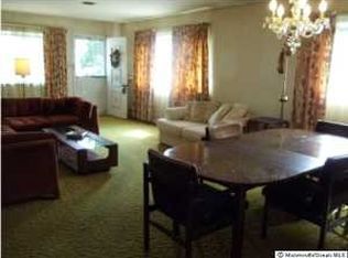 215 Harrington Dr N, Toms River, NJ
