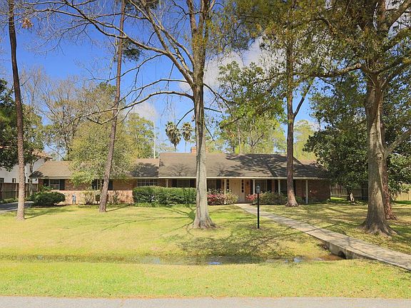 With easy access to Memorial Dr., Bunker Hill Rd. and Blalock Rd. this property is all about Location! Location! Location!