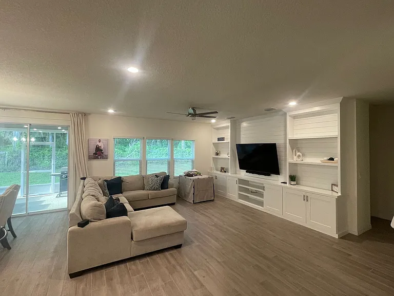 13616 NW 14th Pl — Photo 6