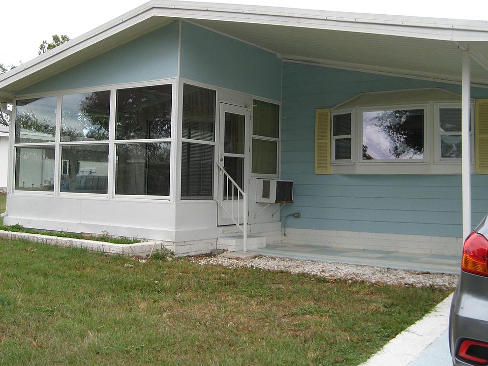 1st image of 6751 NE 5th Pl
