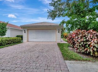 5682 Eleuthera Way, Naples, FL 34119
