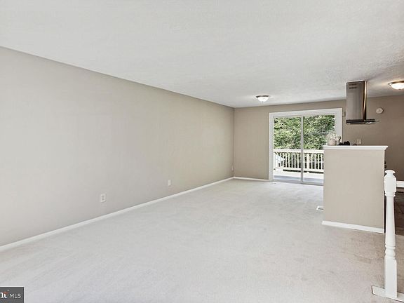 4th image of 7806 Mineral Springs Dr
