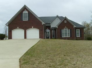 415 Lakeland Dr, Athens, GA 30607