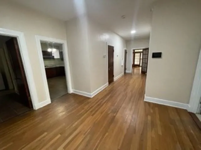 1676 S Parkway E — Photo 14