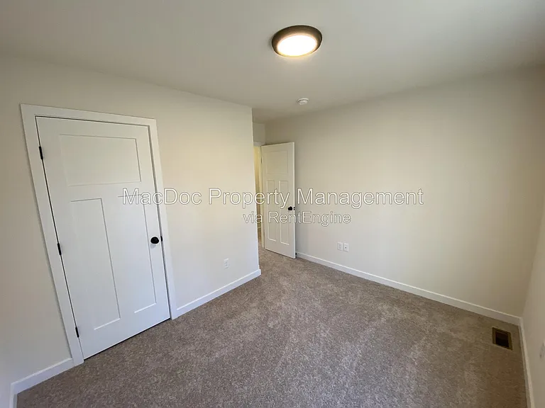170 Forest Grove Rd — Photo 18