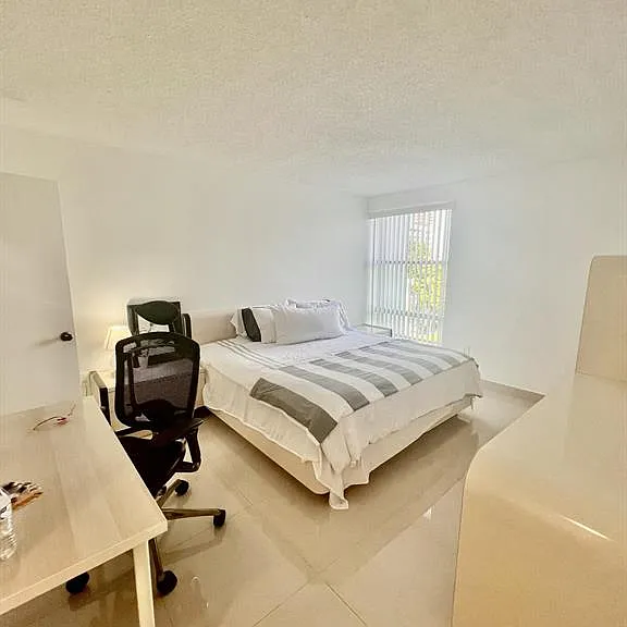 17570 Atlantic Blvd #416 — Photo 18