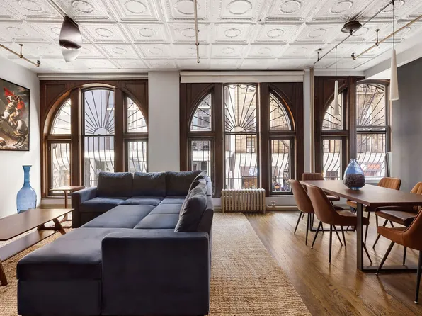 133-131 West 28th Street image 1 of 6