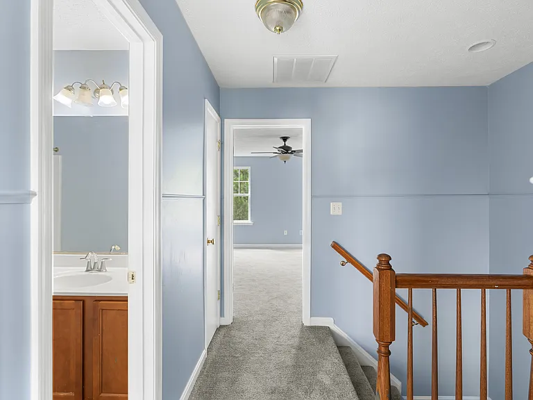 18376 Democracy Ave — Photo 10