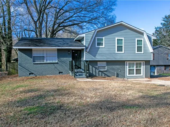9232 Homewood Dr, Riverdale, GA 30274