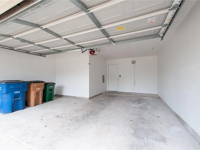 7409 Elk Pass Dr — Photo 11