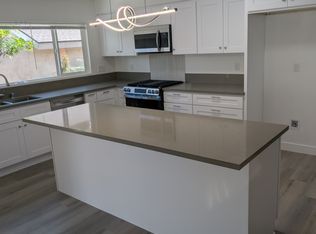 5 Hickory Tree Ln, Irvine, CA 92612