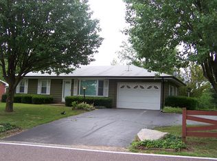 5212 Hunning Rd, High Ridge, MO 63049