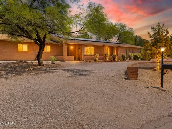 3221 N Riverbend Cir E, Tucson, AZ 85750