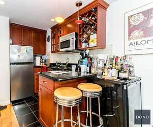 Rented by Bond New York