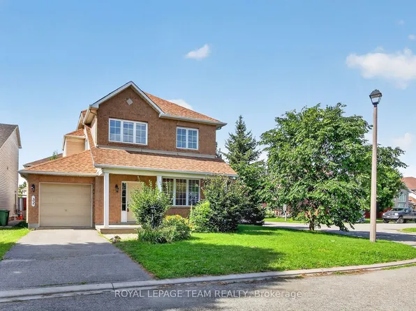 32 Vistapointe Dr, Ottawa, ON K2G 6N3