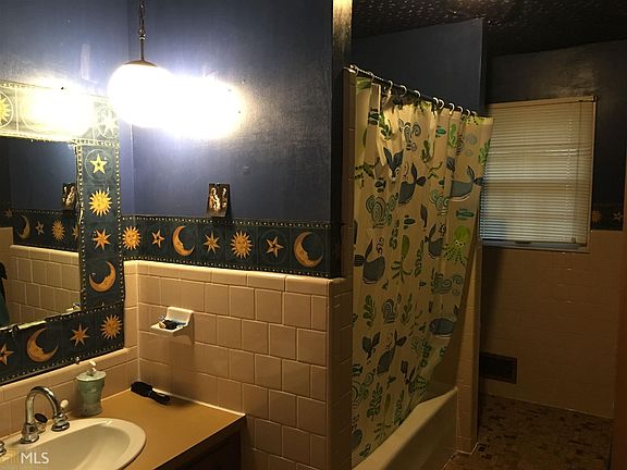 5th image of 93 Dogwood Dr