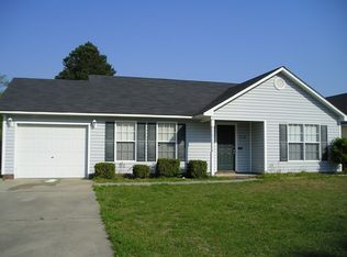 3136 Winesap Rd, Hope Mills, NC 28348