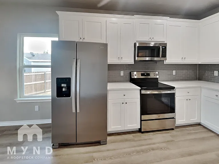 5621 Van Horn Dr — Photo 6