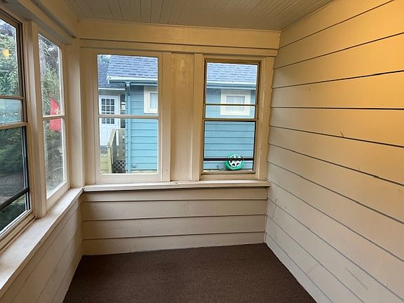 5th image of 237 Lorraine Ave
