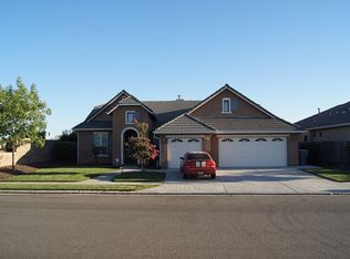 2994 Celeste Ave, Clovis, CA
