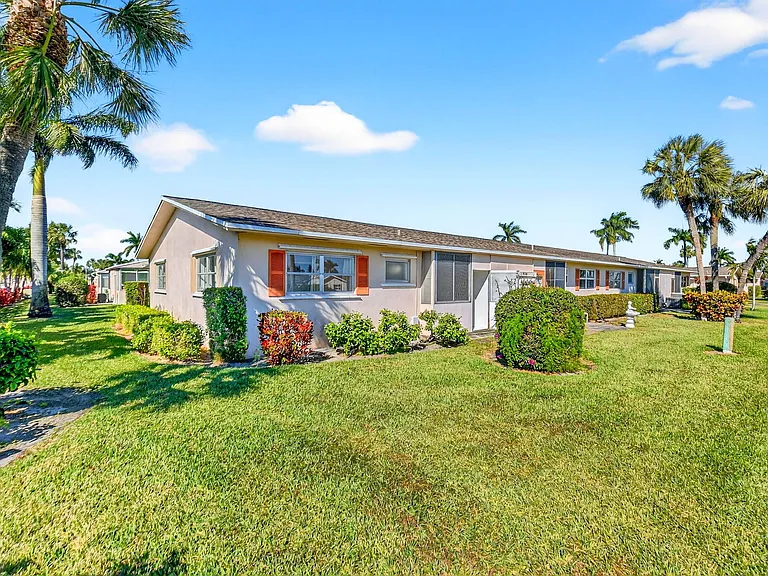 2783 Dudley Dr E #D — Photo 31