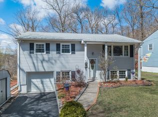 39 Aspen Rd, Ringwood, NJ 07456