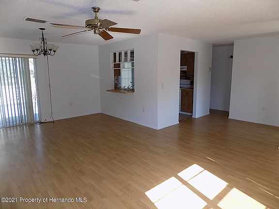 3rd image of 6111 Belspring Ave