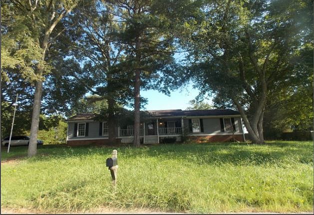 1st image of 4299 Castle Gate Dr
