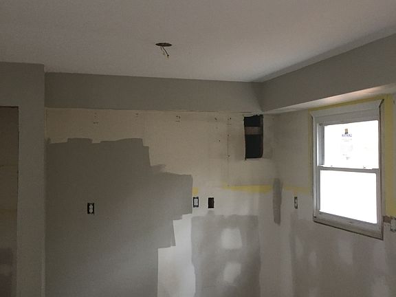 3rd image of 146 Radcliff Ave