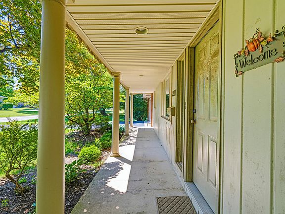 5th image of 3981 Chelton Pl