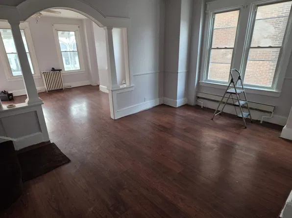 407 S Springfield Rd, Clifton Heights, PA 19018