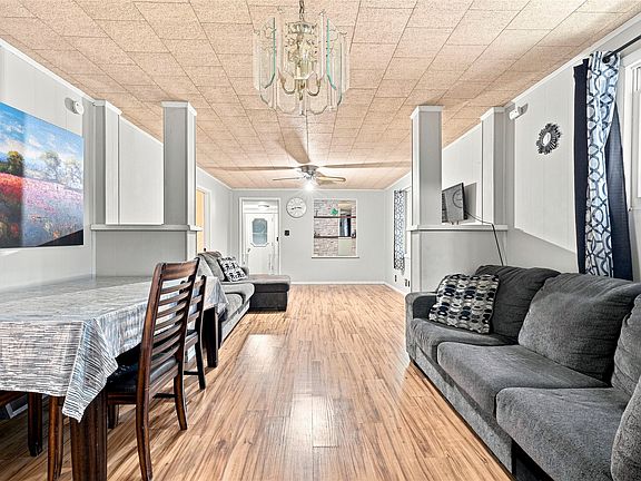 3rd image of 2021 2nd St