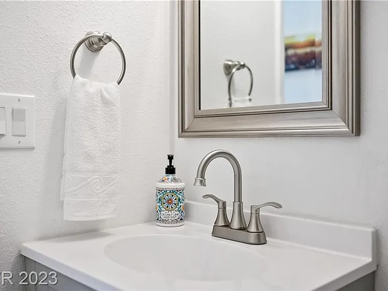 1439 Lorilyn Ave #4 — Photo 16