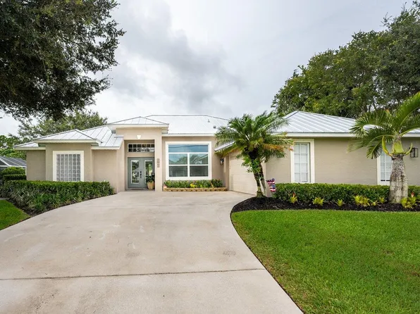 5809 NW Zenith Drive, Port St Lucie, FL 34986